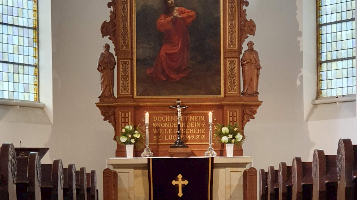 20230312 kirchenschiff altar